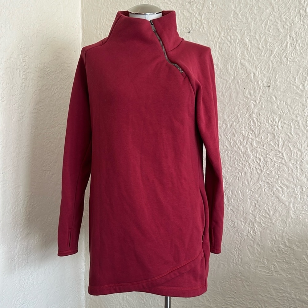 Athleta Cozy Karma Asym Fleece Lined Sweatshirt Berry Rust Small